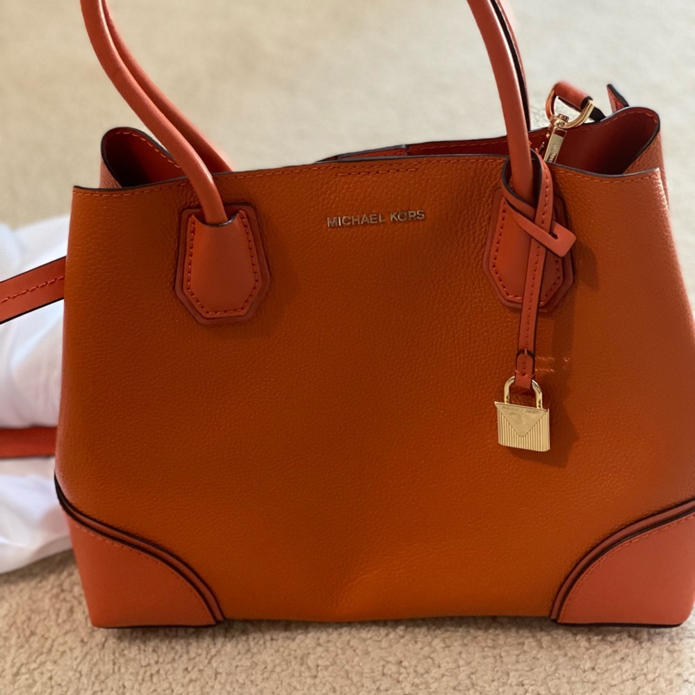 Women’s purse